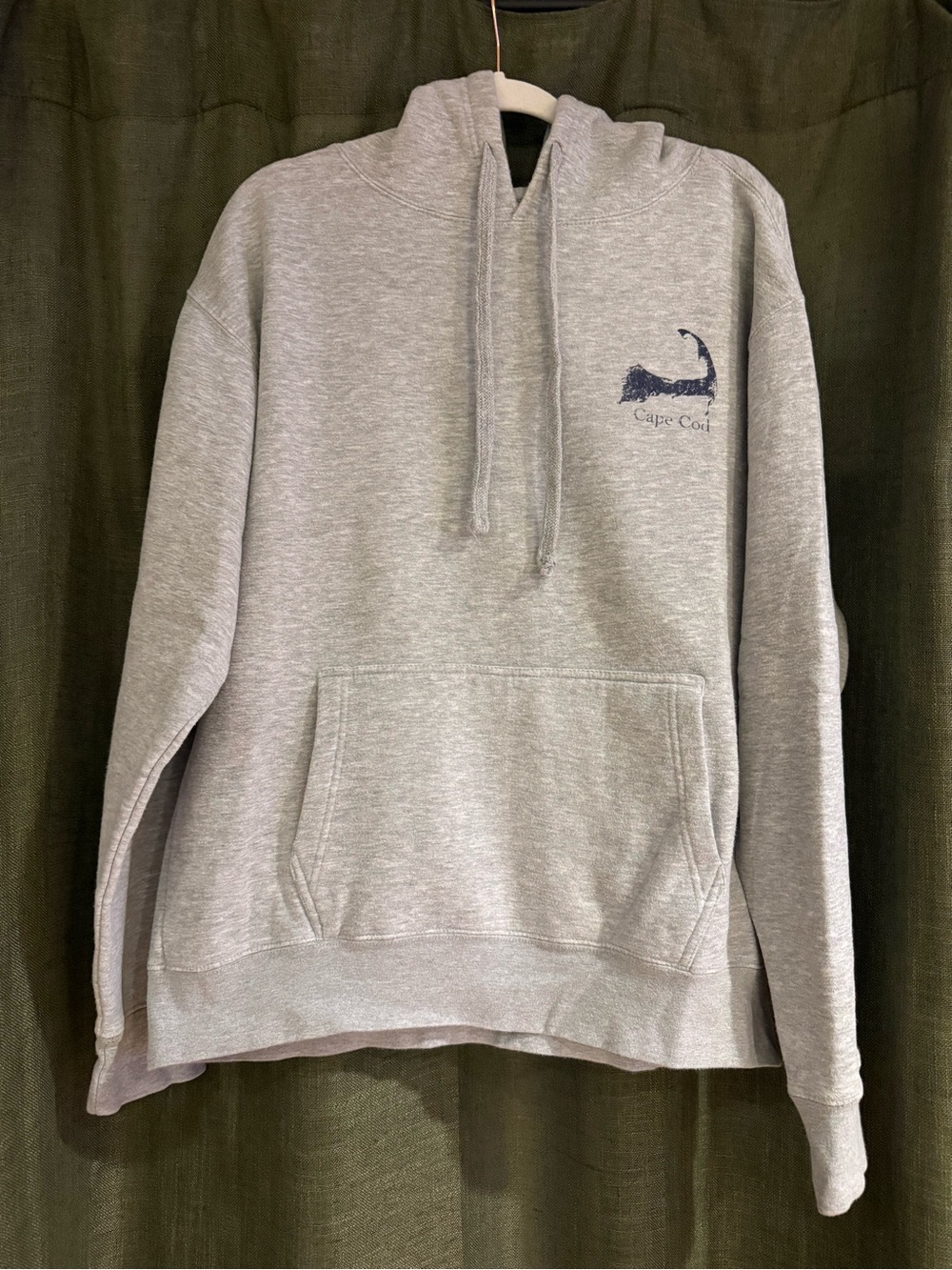Men’s Size Large Cuffy’s of Cape Cod Sweatshirt